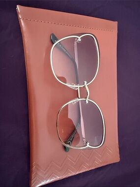 Gold Metal Frame Women's Sunglasses with Pink Gradient Lenses